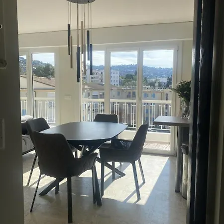 Apartment Apparemment 2 Pieces Ensoleille Cannes